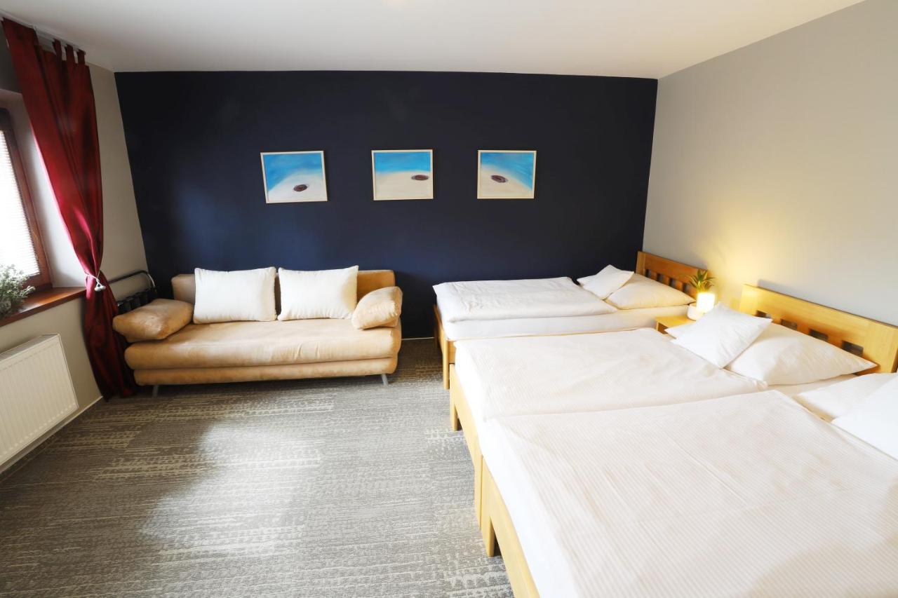 Apart Hotel Jablonec Jablonec nad Nysą Zewnętrze zdjęcie