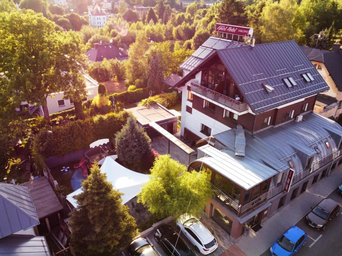Apart Hotel Jablonec Jablonec nad Nysą Zewnętrze zdjęcie